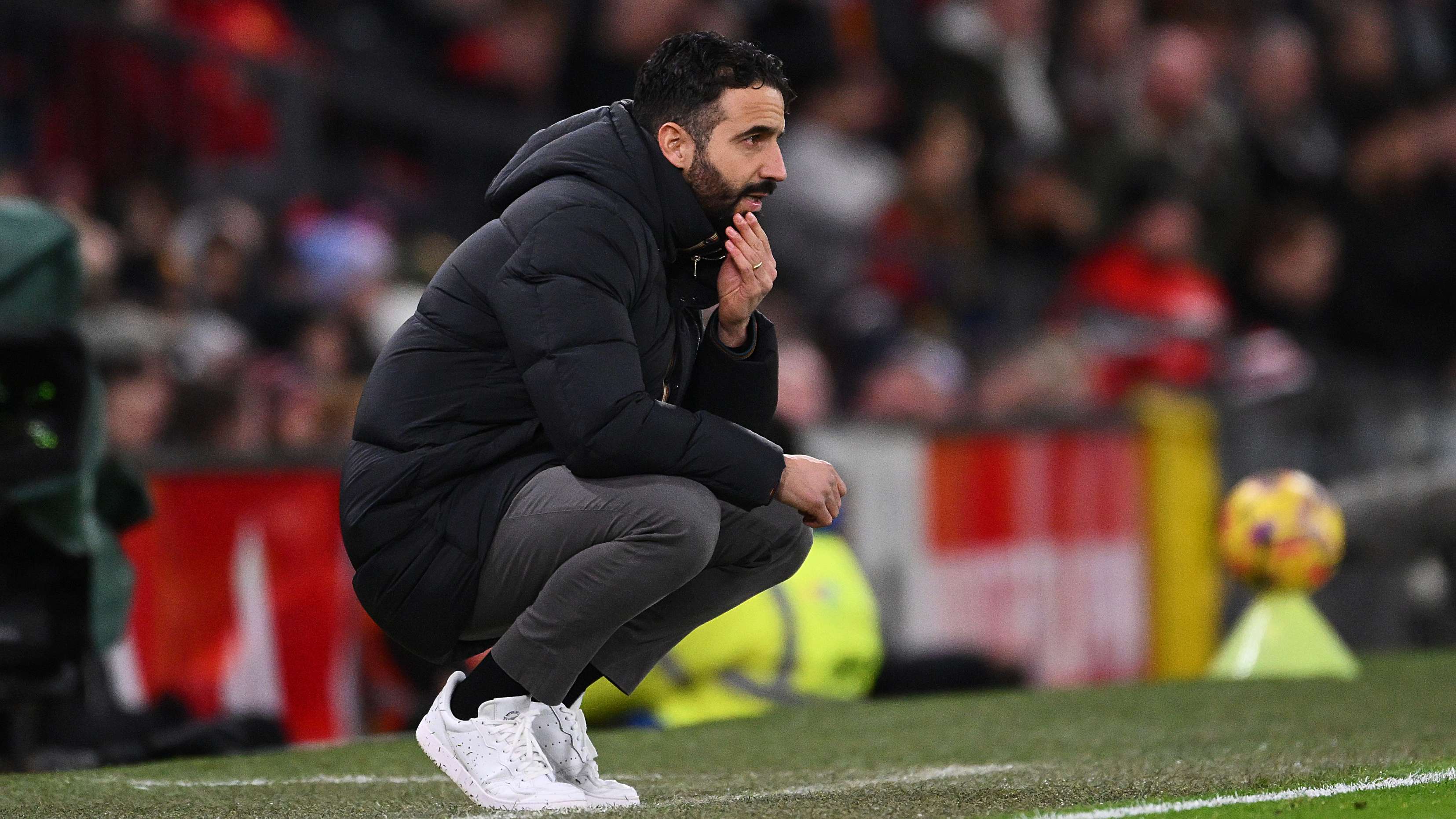 教练甚至英 教练甚至英